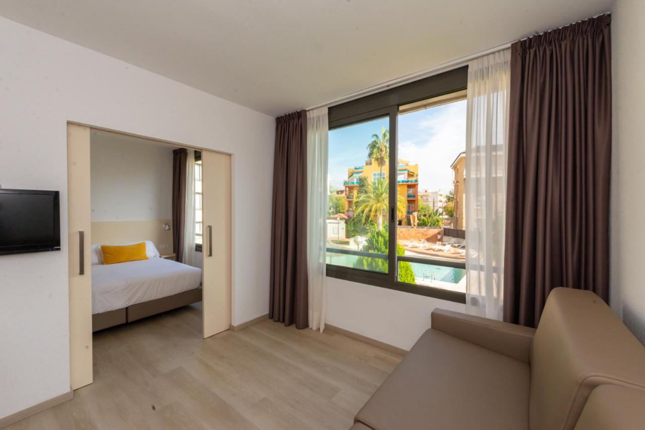Atenea Park Suites & Apartments Vilanova i la Geltrú Exterior foto